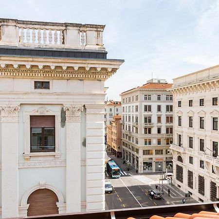 Domo Premium Apartments - Trieste Mazzini Bagian luar foto