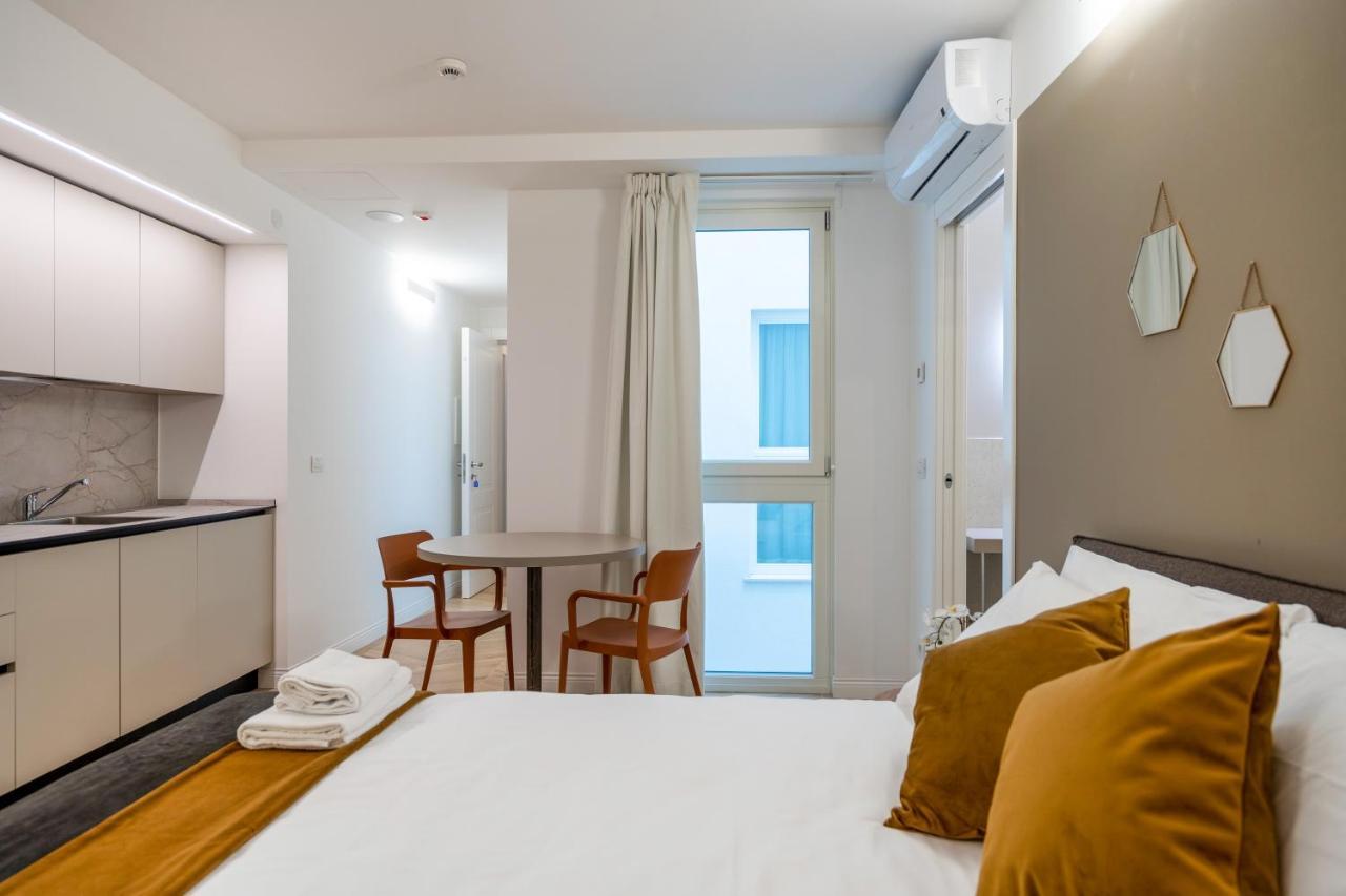 Domo Premium Apartments - Trieste Mazzini Bagian luar foto