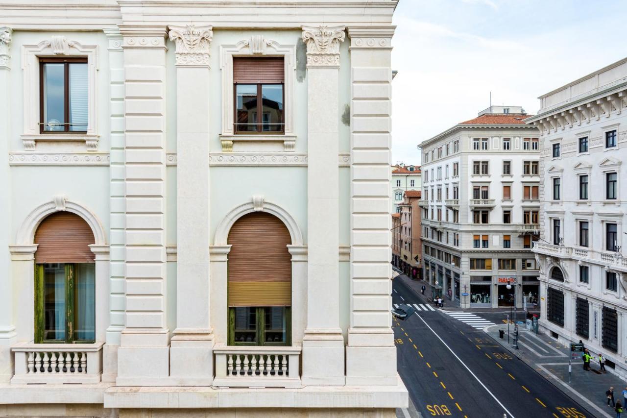 Domo Premium Apartments - Trieste Mazzini Bagian luar foto