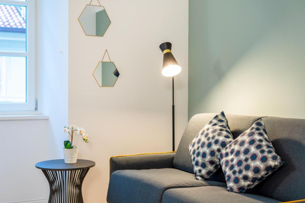 Domo Premium Apartments - Trieste Mazzini Bagian luar foto