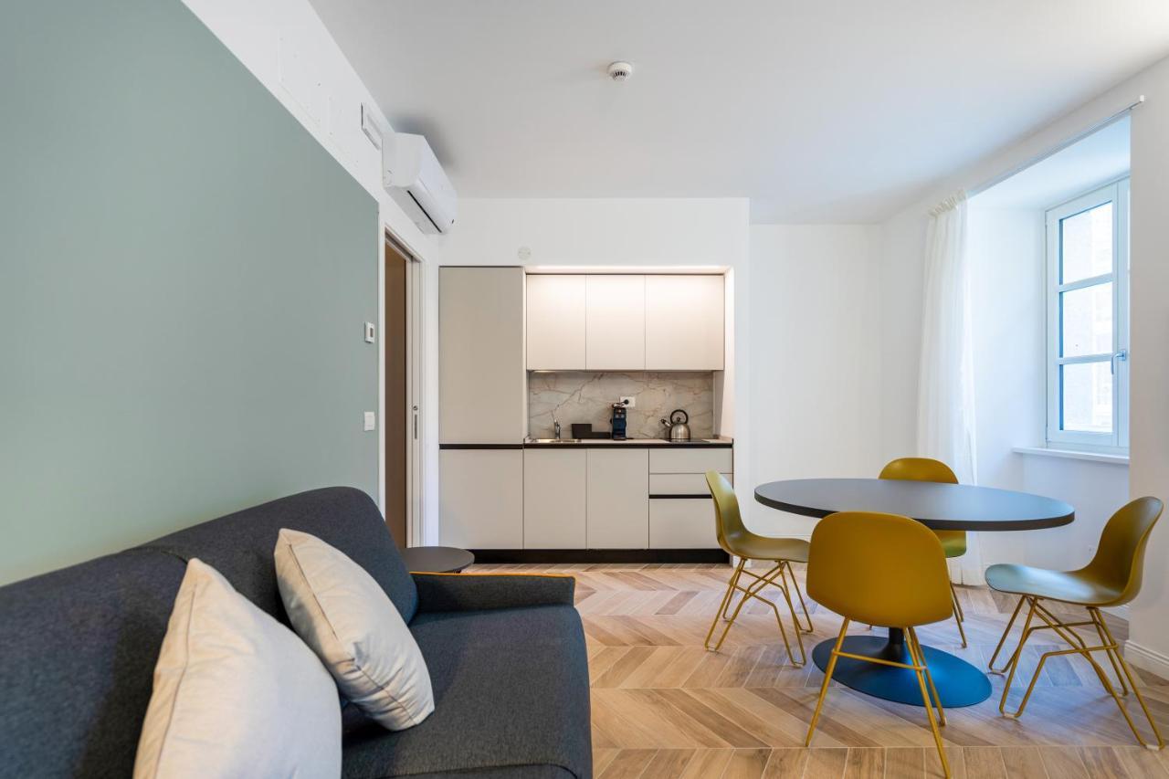 Domo Premium Apartments - Trieste Mazzini Bagian luar foto