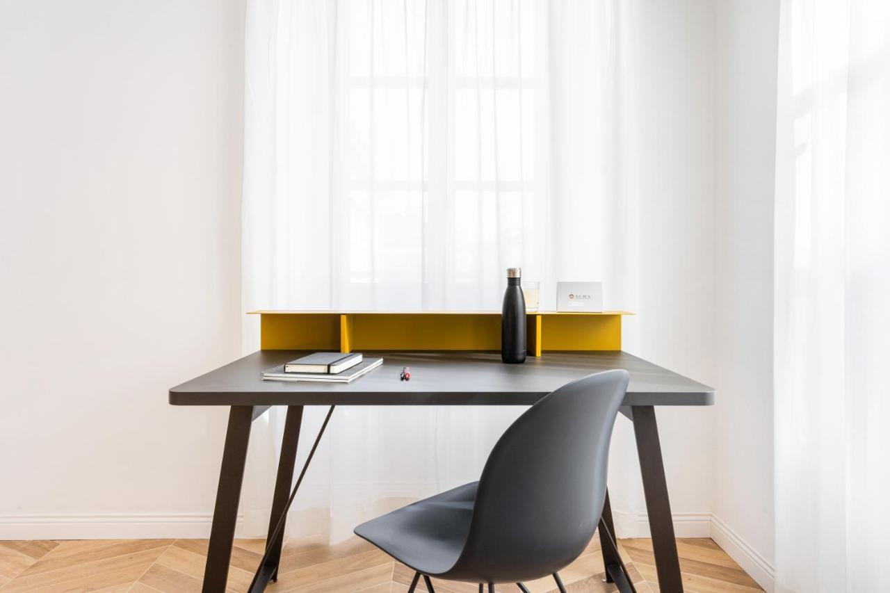 Domo Premium Apartments - Trieste Mazzini Bagian luar foto